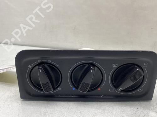 AC Styreenhet / Manøvreringsenhet VW GOLF III (1H1) 1.4 (60 hp) 30459889