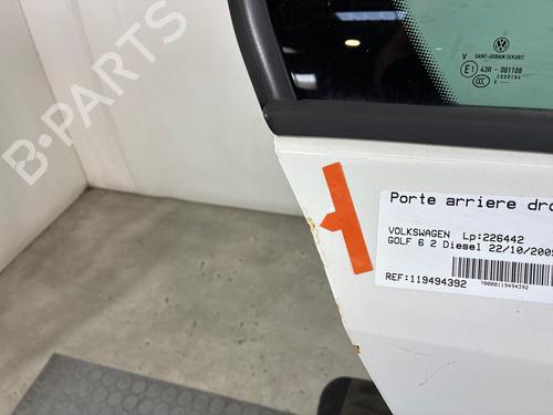 Dør højre bagtil Dør højre bagtil 37723108 37723108