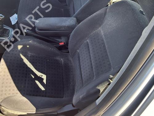 Brugte VW BORA I (1J2) 1.6 16V 4911327
