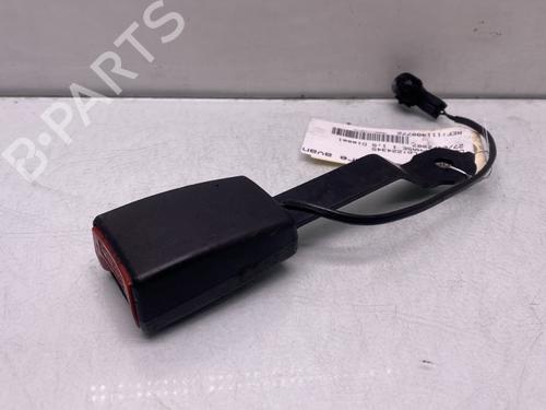 Used Seat buckle RENAULT CLIO III (BR0/1, CR0/1) 1.5 dCi (BR17, CR17) (86 hp) 29939640