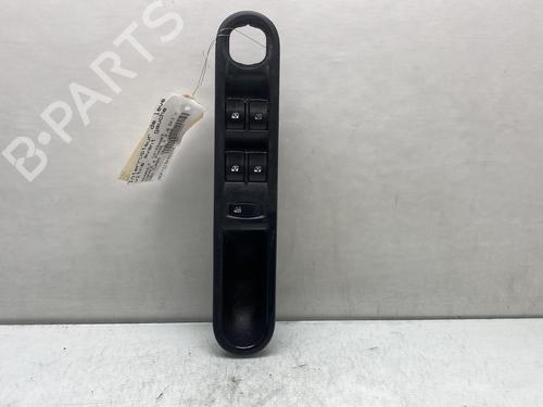 Used Left front window switch RENAULT ESPACE IV (JK0/1_) 2.0 dCi (JK01, JK02, JK1J, JK1K, JK1H) (150 hp) 29707537
