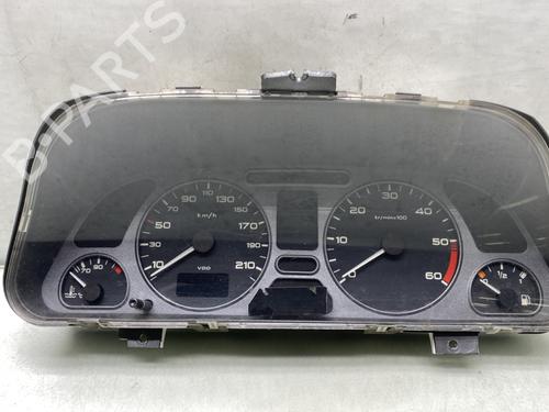 Used Instrument cluster PEUGEOT 306 Hatchback (7A, 7C, N3, N5) 1.9 D (69 hp) 23764659