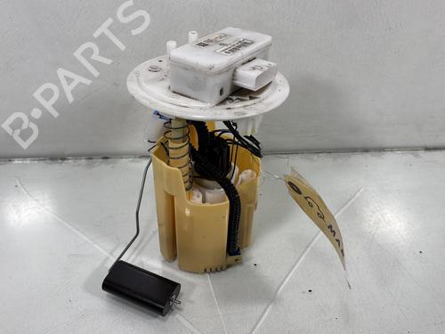 Used Fuel pump RENAULT CLIO V (B7_) 1.5 Blue dCi 100 (B7AD) (101 hp) 31211810