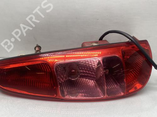 right-taillight-peugeot-807-eb_-2002-32389374 main image