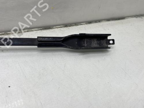 Front windshield wiper arm BMW 3 Touring (F31) 318 d | BP21378541C143 