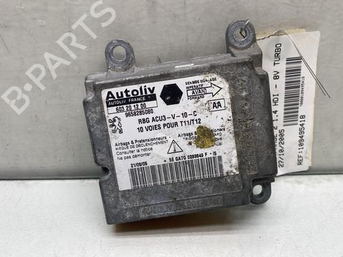 Used ECU airbags PEUGEOT 206 Hatchback (2A/C) 1.4 HDi eco 70 (68 hp) 28281778