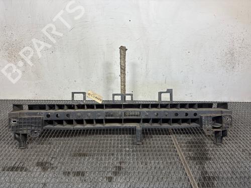 Used Rear bumper bracket Rear bumper bracket 39043460 39043460