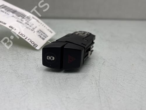 Used Warning switch BMW 2 Active Tourer (F45) 218 d (150 hp) 28684326