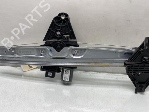 Vindusheismekanisme venstre foran DACIA SANDERO III 1.0 TCe 100 ECO-G (101 hp) 31712341