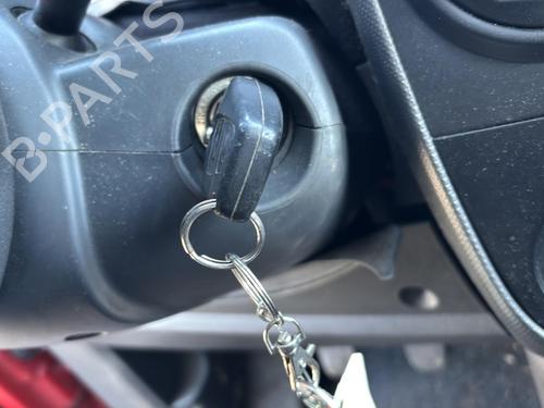 Right front indicator FIAT QUBO (225_) 1.3 D Multijet (225CXB1A, 225AXB1A, 225CXB11, 225AXB11,... | BP24198303C33 - Image 9