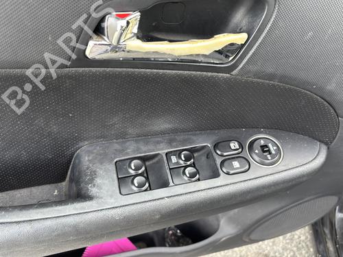 Switch HYUNDAI i30 Estate (FD) 1.6 CRDi | BP35938698I30 - Image 8