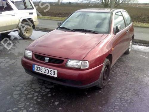 Left front indicator SEAT IBIZA II (6K1) 1.0 i | BP19987716C32 