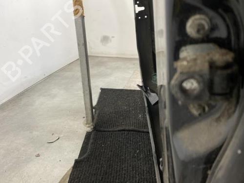 Used Left front door FORD FIESTA V (JH_, JD_) [2001-2014]  19956677