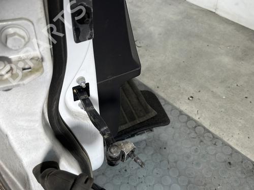 right-front-door-ford-focus-iii-2010-2011-2012-2013-2014-2015-2016-2017-2018-2019-2020-26952841 main image
