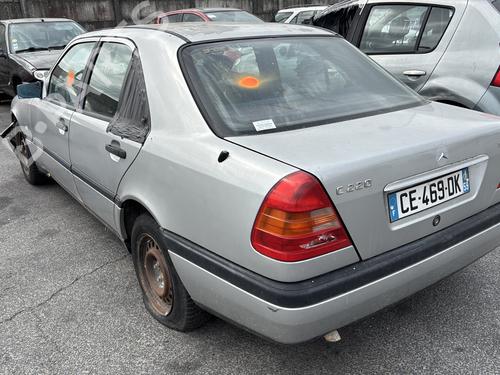 Right front indicator MERCEDES-BENZ C-CLASS (W202) C 220 D (202.121) | BP32314583C33 