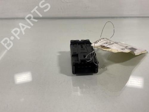 Used Warning switch Warning switch DACIA LOGAN MCV (KS_) 1.5 dCi (KS0K) (68 hp) 19982736 19982736