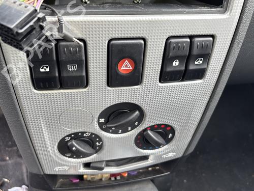 Front left lock DACIA LOGAN (LS_) 1.5 dCi (LS0W) | BP30822187C98  - Image 36