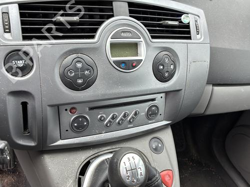 Right front window switch RENAULT SCÉNIC II (JM0/1_) 1.9 D | BP34243411I26 - Image 20