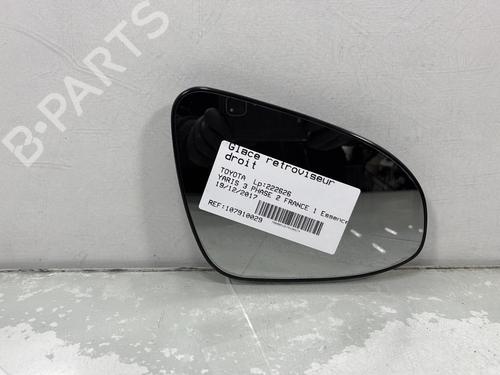 Spiegelglas rechts für TOYOTA YARIS (_P13_) 1.0 (KSP130_, KSP130) (69 hp) 31134620