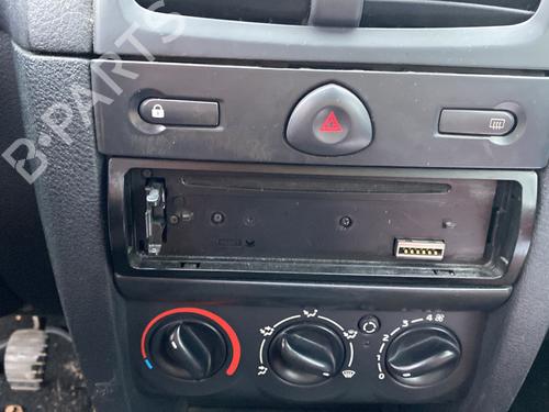 Pare-chocs avant RENAULT CLIO II (BB_, CB_) 1.2 (BB0A, BB0F, BB10, BB1K, BB28, BB2D, BB2H, CB0A,... | BP28279404C7 