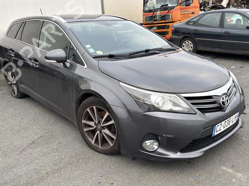Right front fog light TOYOTA AVENSIS Estate (_T27_) 2.0 D-4D (ADT270_, ADT270R) | BP29478246C31 
