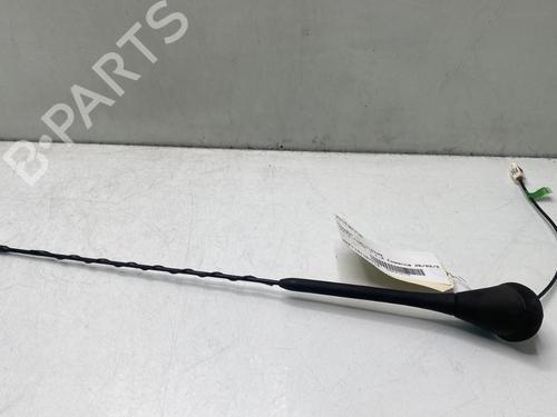 Used Antenna/Base SKODA YETI (5L) 1.2 TSI (105 hp) 30307115