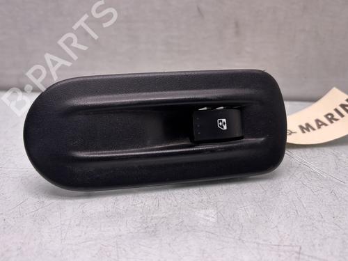 Used Right front window switch RENAULT MASTER II Van (FD) 2.5 dCi (FD01, FD02, FD21, FD22, FD31, FD32, FD3Y, FD71,... (120 hp) 28537813