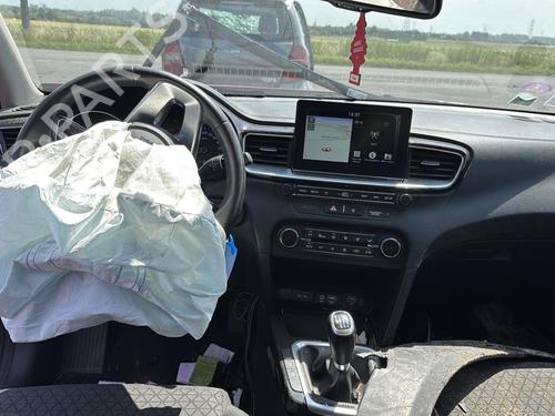 Retrovisor derecho KIA CEED Sportswagon (CD) 1.4 T-GDI | BP30490240C27