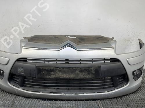 Front bumper CITROËN C4 I (LC_) 1.6 HDi 7401QV