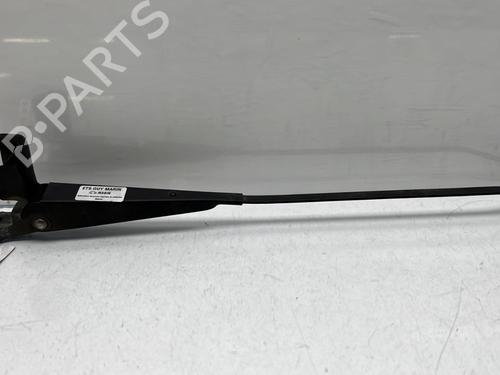 Used Front windshield wiper arm Front windshield wiper arm 20330390 20330390