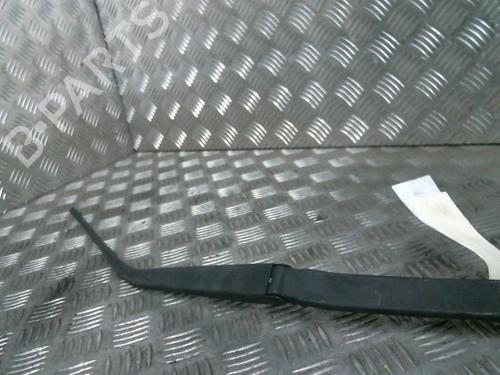 Used Front windshield wiper arm MAZDA 6 Hatchback (GG) [2002-2008]  20014621