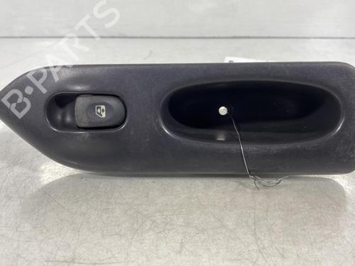 Used Right rear window switch RENAULT ESPACE III (JE0_) 2.2 dCi (JE0K) (130 hp) 19986815