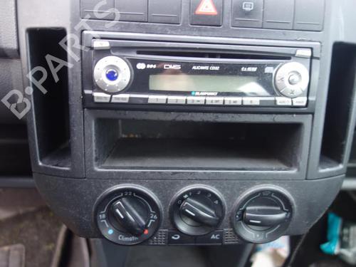 Left front door VW POLO IV (9N_, 9A_) 1.9 SDI | BP28569498C2