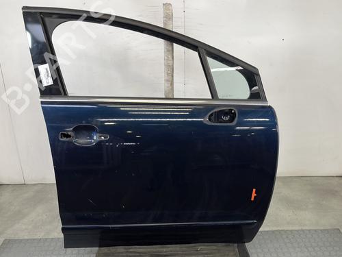 Used Right front door PEUGEOT 5008 (0U_, 0E_) 1.6 HDi (110 hp) 28724820