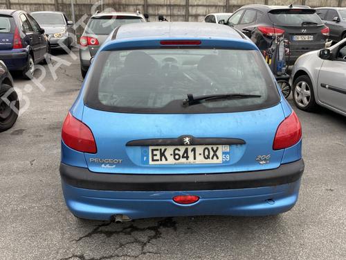 Błotnik przedni lewy PEUGEOT 206 Hatchback (2A/C) 1.1 i | BP28184900C41 