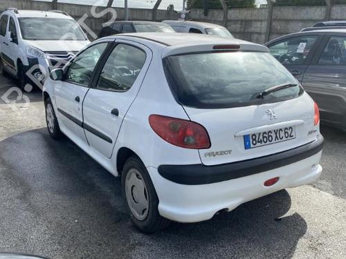 Right taillight PEUGEOT 206 Hatchback (2A/C) 1.4 HDi eco 70 | BP22939933C35 