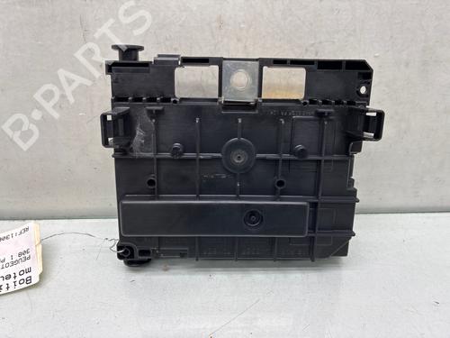 Caja reles / fusibles Caja reles / fusibles 38202362 38202362