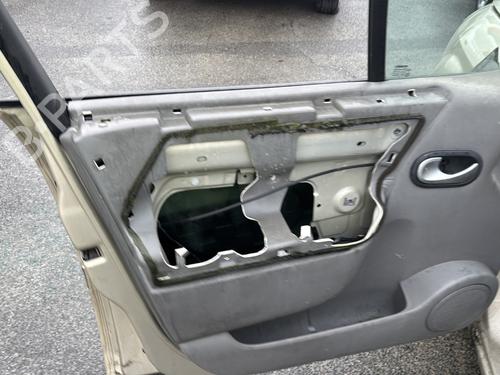 Rear left door window RENAULT SCÉNIC II (JM0/1_) 1.5 dCi (JM1E, JM16) | BP32063171C20 