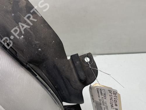 Used Right headlight Right headlight CITROËN XSARA PICASSO (N68) 1.6 (95 hp) 31185314 31185314