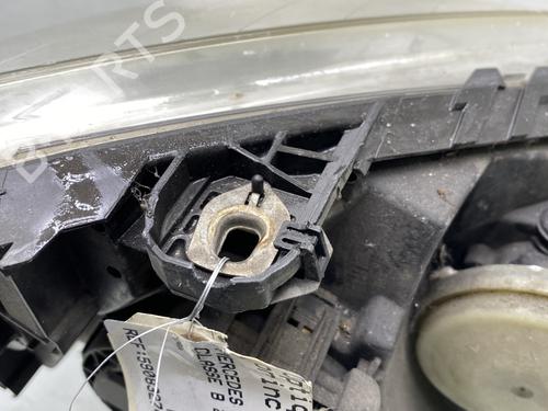 Left headlight MERCEDES-BENZ B-CLASS Sports Tourer (W245) B 180 CDI (245.207) | BP21552844C28 