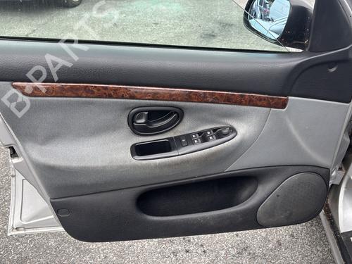 Left front door PEUGEOT 406 Break (8E/F) 2.0 16V | BP29428977C2 