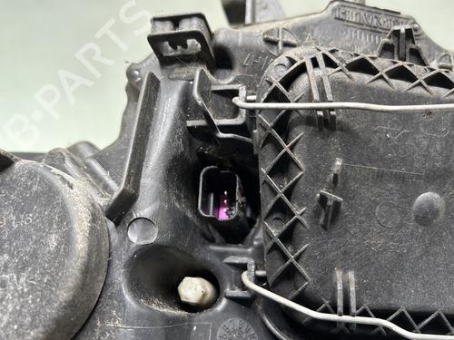 Used Right headlight Right headlight RENAULT MEGANE III Hatchback (BZ0/1_, B3_) 1.5 dCi (BZ0C) (90 hp) 31121615 31121615