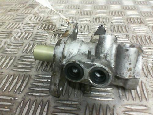 Used Brake master cylinder RENAULT LAGUNA II (BG0/1_) [2001-2007]  20035271