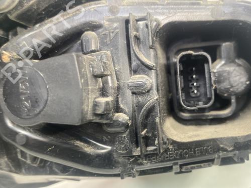 right-taillight-renault-clio-iv-bh_-2012-2013-2014-2015-2016-2017-2018-2019-2020-2021-32682387 main image