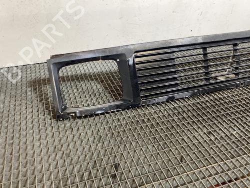 Used Grille Grille MERCEDES-BENZ T1 Van (601, 611) 207 D 2.4 (72 hp) 25262046 25262046