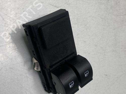 Used Left front window switch FIAT GRANDE PUNTO (199_) 1.2 (65 hp) 30791379