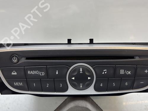 Radio RENAULT TWINGO II (CN0_) 1.5 dCi (CN0E) | BP32441183E6