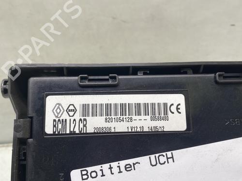 Used Fuse box Fuse box RENAULT CLIO III (BR0/1, CR0/1) 1.5 dCi (88 hp) 22314729 22314729