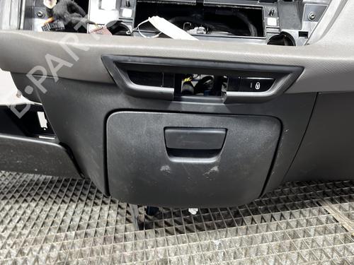 Dashboard CITROËN C4 Picasso II 1.6 HDi / BlueHDi 115 | BP29275518C46 