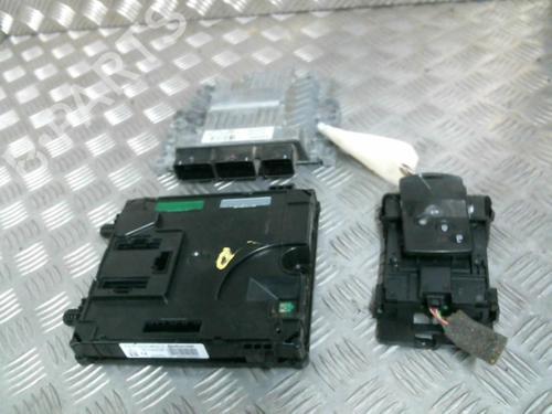 Used Electronic module RENAULT LAGUNA III (BT0/1) 1.5 dCi (BT00, BT0A, BT0T, BT1J) (110 hp) 22694768